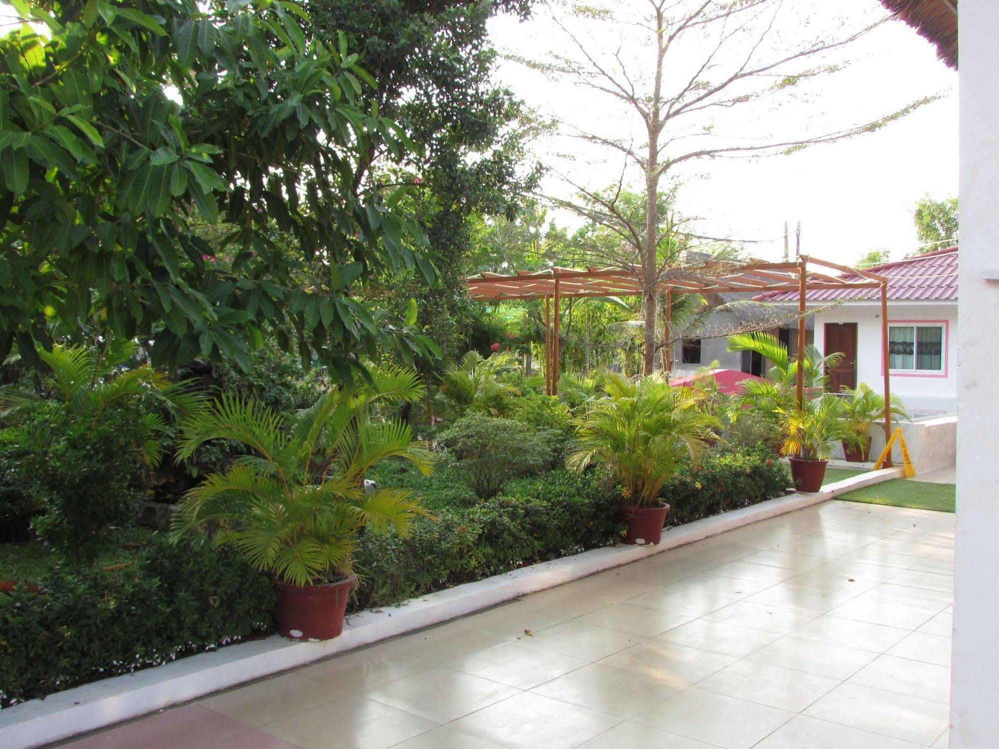 Manita Anna Guesthouse Jullyanna Before Sihanoukville Eksteriør billede